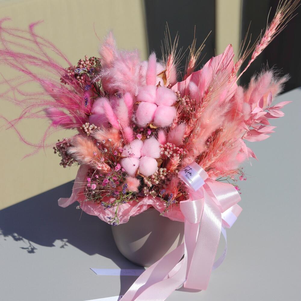 Композиция из сухоцветов